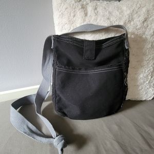 Thirty-one canvas crossbody